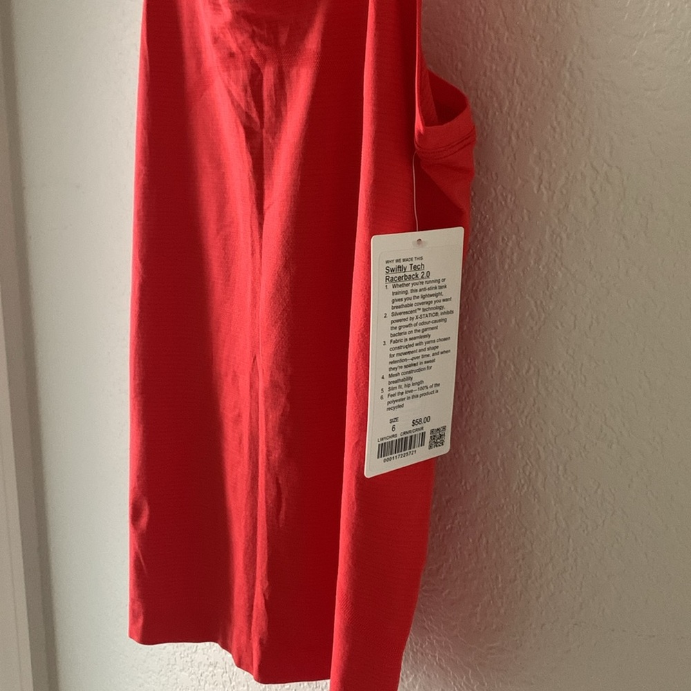 Lululemon Swiftly Tech Racerback 2.0 - Picture 6 of 10
